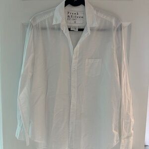 FRANK & EILEEN WHITE SHIRT-SIZE M